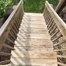 Deck Cleaning Algae in Indianapolis, IN 4