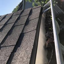 Gutter-Cleaning-in-Carmel-Indiana 1